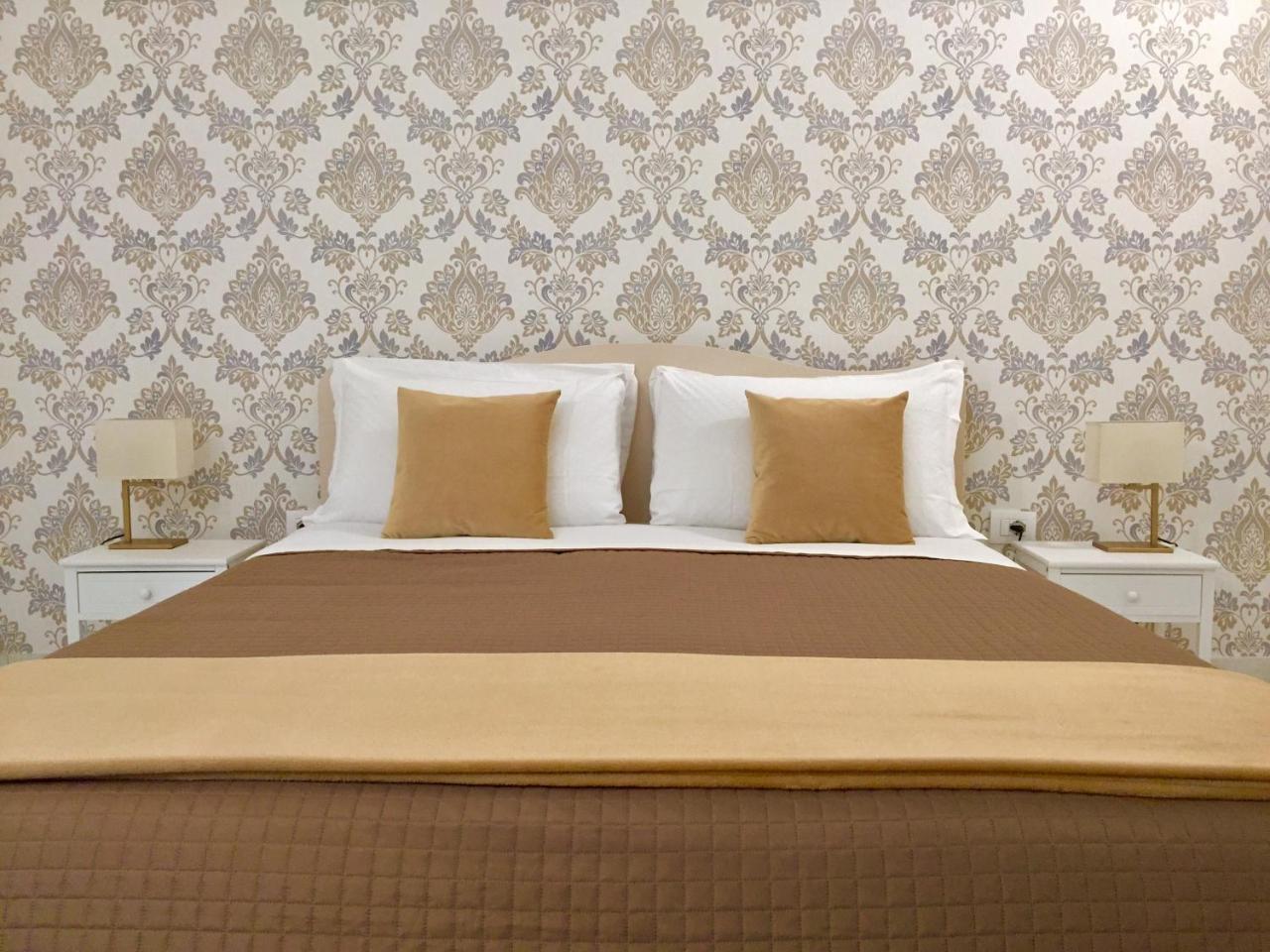 Dimora San Biagio Suites&Apartment Лече Екстериор снимка