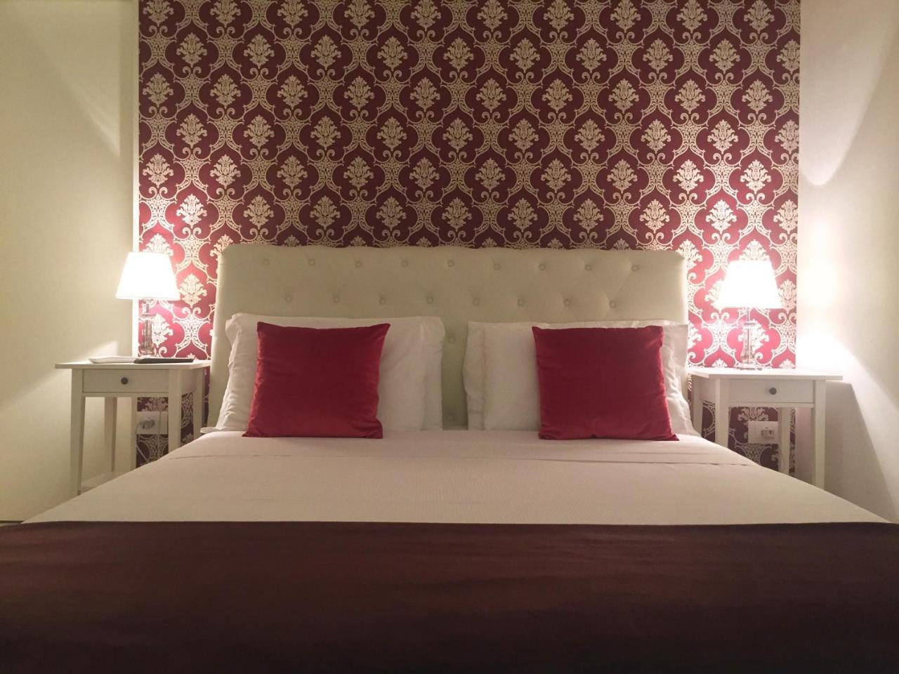 Dimora San Biagio Suites&Apartment Лече Екстериор снимка