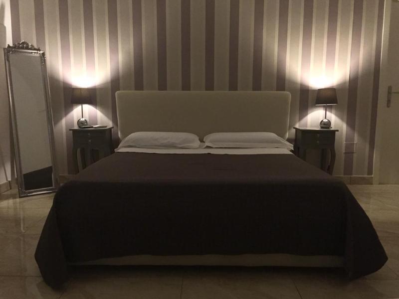 Dimora San Biagio Suites&Apartment Лече Екстериор снимка