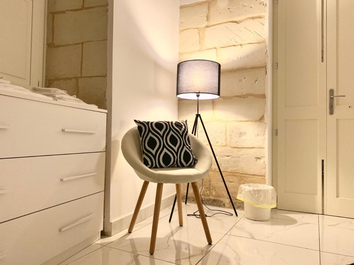 Dimora San Biagio Suites&Apartment Лече Екстериор снимка